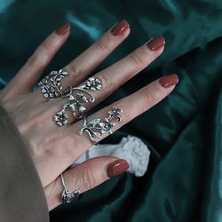 4pcs forest vine flower rings: vintage carved midi rings for women & men - bohemian jewelry gifts