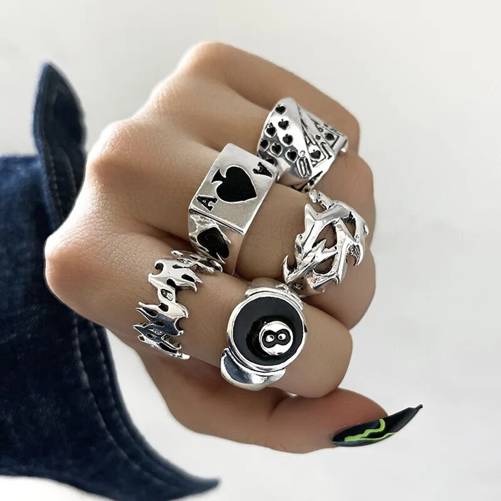 egll2023-Gothic-Skeleton-Unisex-Ring-Set-Punk-Grunge-Butterfly-Frog-Woman-Man-Jewelry-Hip-Hop-Party.jpg