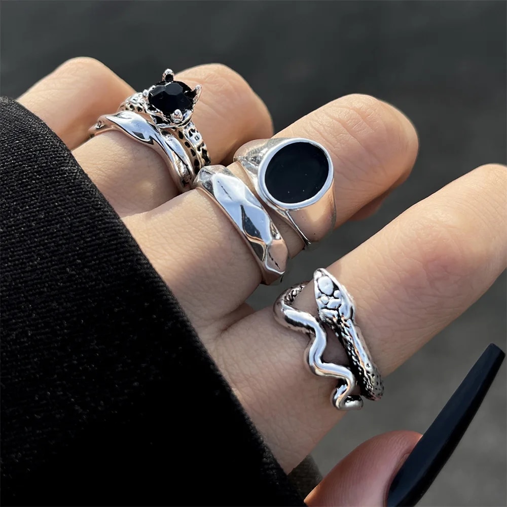 uFZN2023-Gothic-Skeleton-Unisex-Ring-Set-Punk-Grunge-Butterfly-Frog-Woman-Man-Jewelry-Hip-Hop-Party.jpg