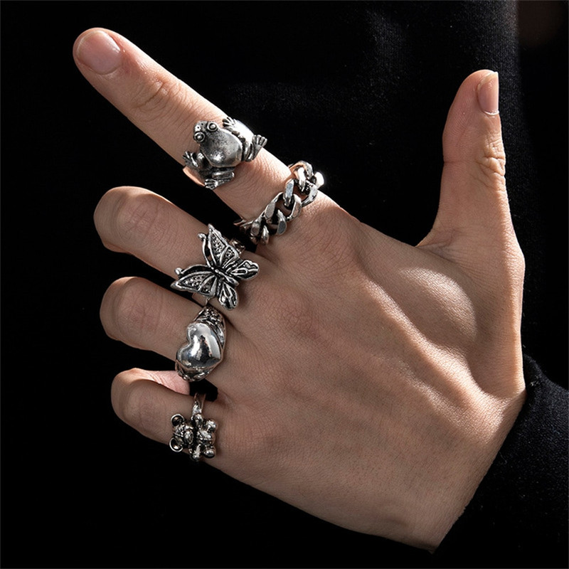 6LXp2023-Gothic-Skeleton-Unisex-Ring-Set-Punk-Grunge-Butterfly-Frog-Woman-Man-Jewelry-Hip-Hop-Party.jpg