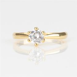 stylish silver-plated cc1456 rings: classic cubic zirconia stones for women's bridal & engagement jewelry