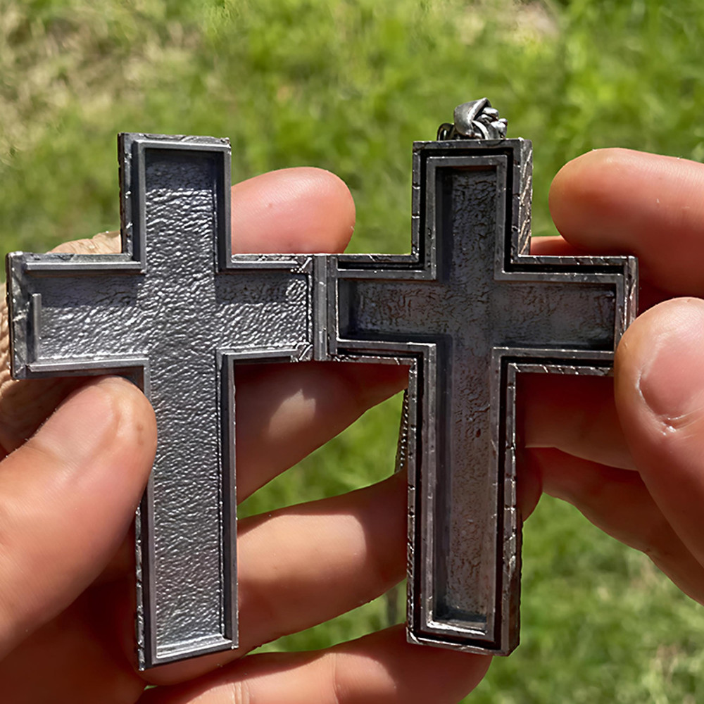 Cross Necklace with Secret Compartment – Vintage Old Cross Pendant for Hip Hop & Gothic Fashion