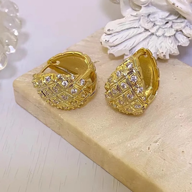 Sparkling Water Droplet Earrings Xstripe Design Golden Fashion Earrings 5