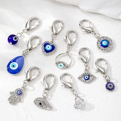 Metal Zircon Blue Eye Hamsa Hand Keychain Pet Pendant Keyring Retro Heart Turkey Evil Eye Fatima Hand Bag Box Earphone