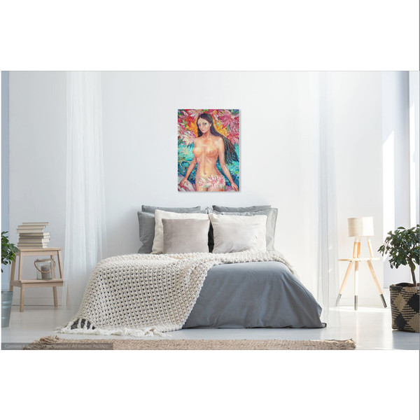 Painting of a naked woman hanging in the bedroom.png