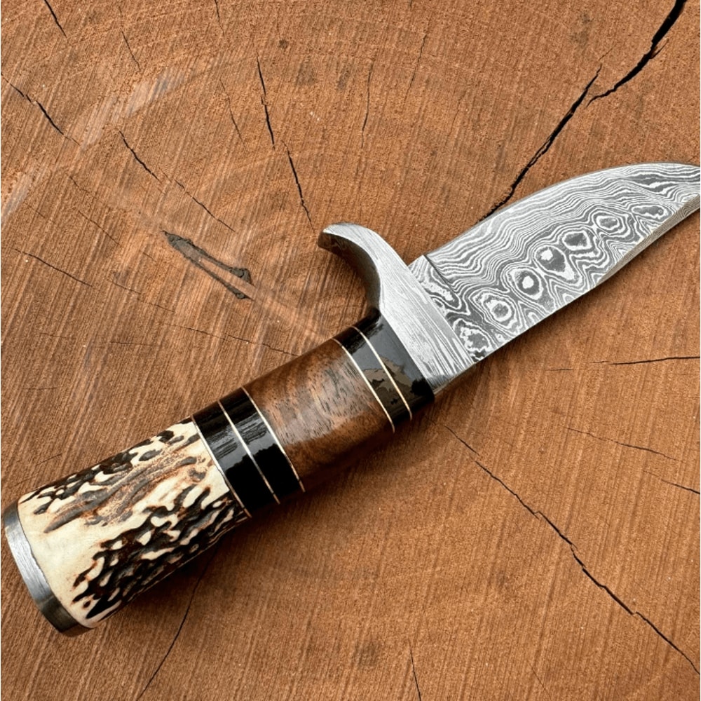 Buy now handmade Damascus steel hunting knife