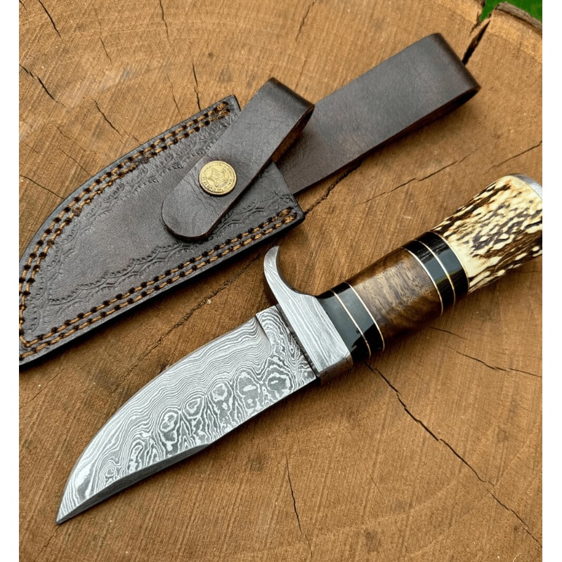Buy now handmade Damascus steel hunting knife