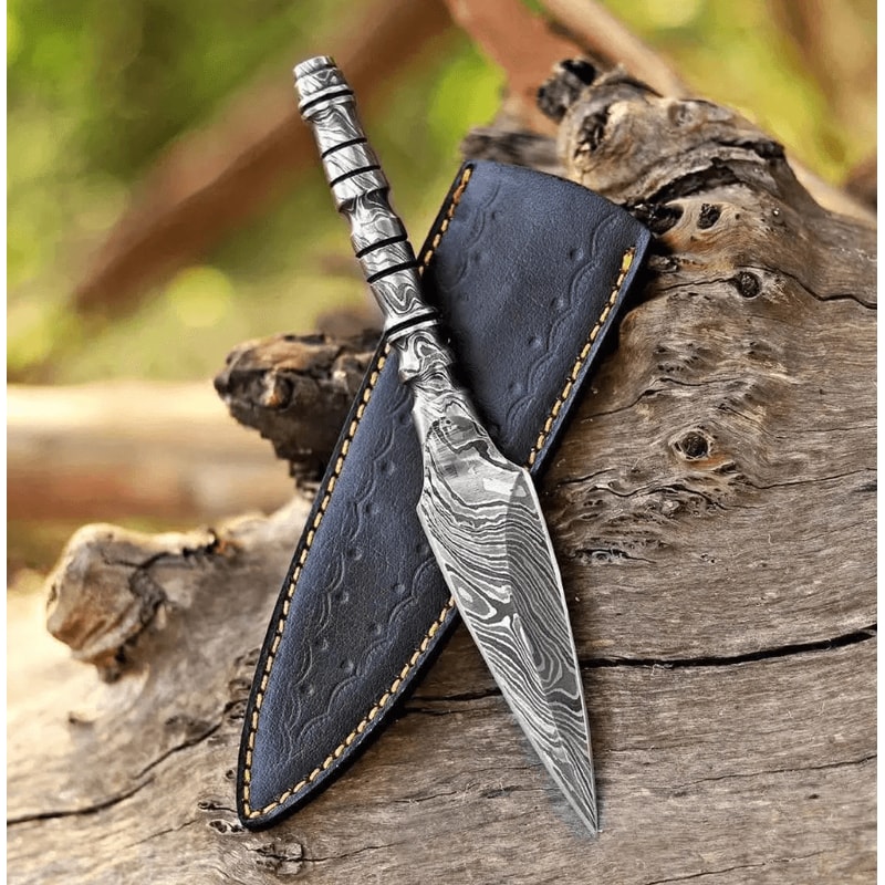 Custom Made Damascus Steel Full Tang Hunting Knife Camping Knife With Sheath 0