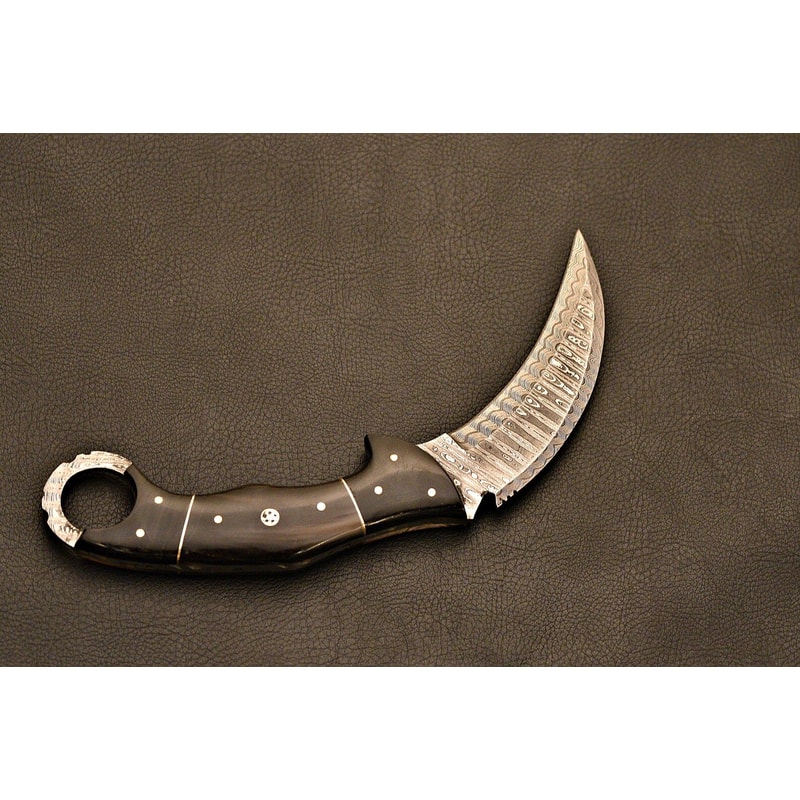 Premium Damascus Karambit Outdoor Tactical Knife Gift Curved Tactical Fixed Blade With Leather Sh 2