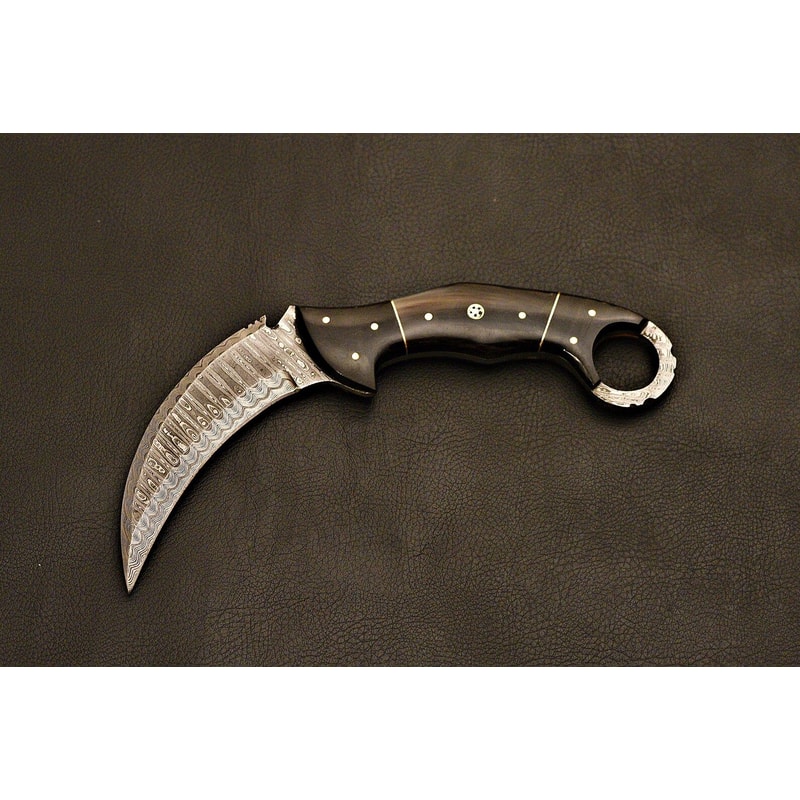Premium Damascus Karambit Outdoor Tactical Knife Gift Curved Tactical Fixed Blade With Leather Sh 4