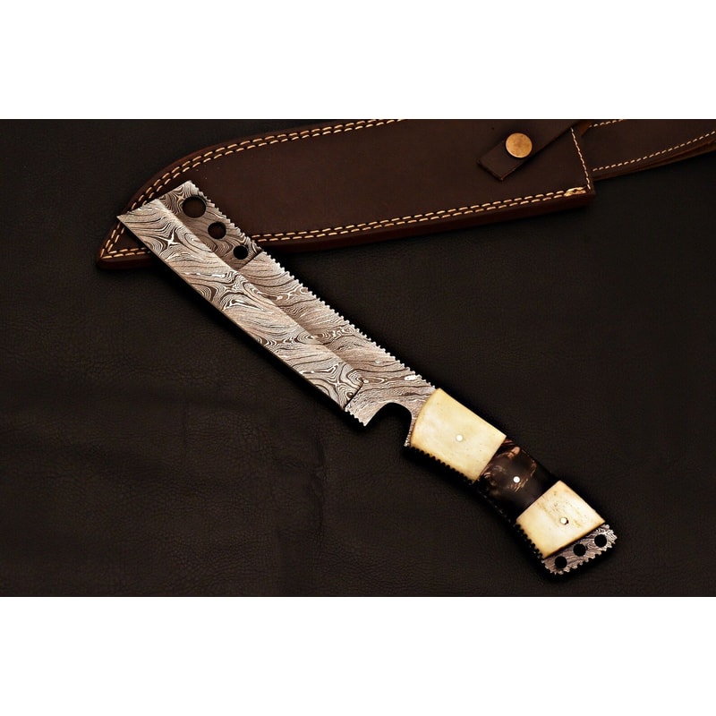 Premium Handmade Damascus Knife Outdoor Hunting Blade Birthday Presents 1