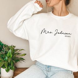 personalized gift for bride, bridal shower gift, wedding gift, honeymoon pajamas, bride to be gift, custom bridal gift