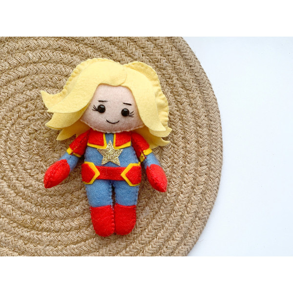 baby-superheroes-girl-crib-mobile-nursery-6.jpg
