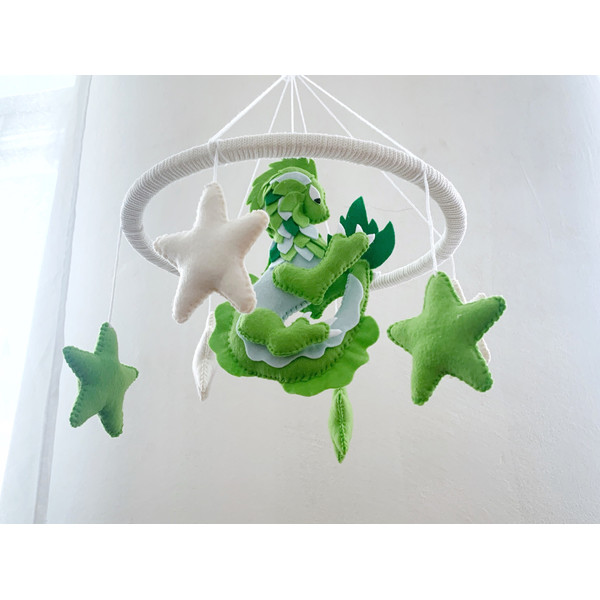 dragon-nursery-baby-crib-mobile-decor-1.jpg