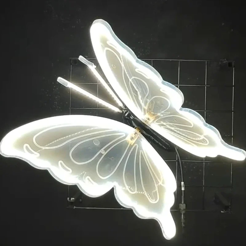 2 Pieces LED Outdoor Simulation Butterfly Lights, Dynamic, Static Holiday Party Decorations for Garden, Wedding, Event