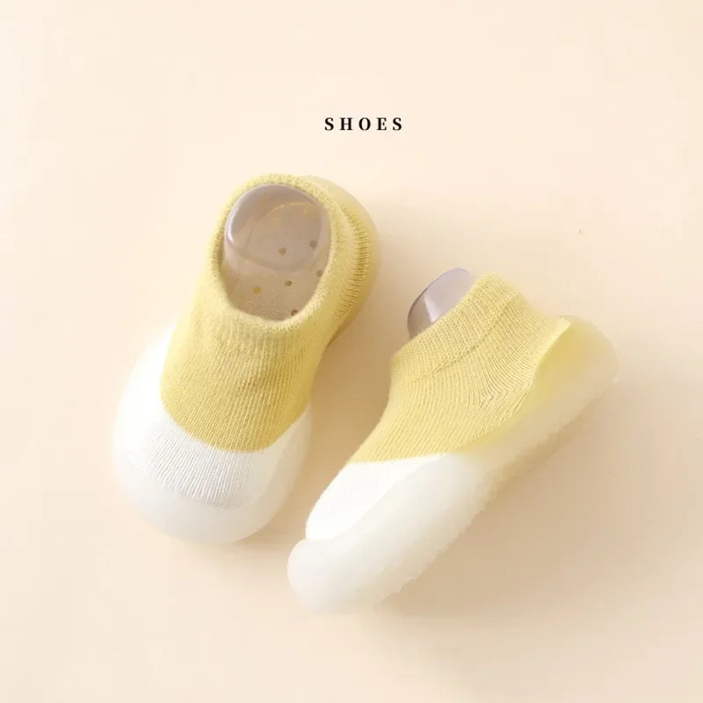 Soft Soled Baby Socks Shoes Infant Color Matching Toddler Girls Boys First Walkers Cute Child Floor Sneakers BeBe Doll