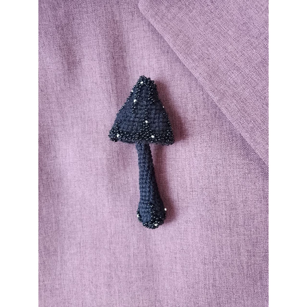 black mushroom brooch black beads 1.jpg
