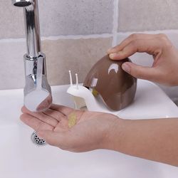 1Pcs Bottle Refillable Snail Liquid Soap Dispenser
