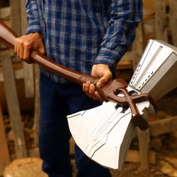 thor stormbreaker axe, thor hammer axe, thor cosplay weapon, avenger infinity war 1/1 scale thor movie war replica