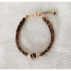 tiger eye bracelet adjustable design with beads, ideal gift and personal accessory.