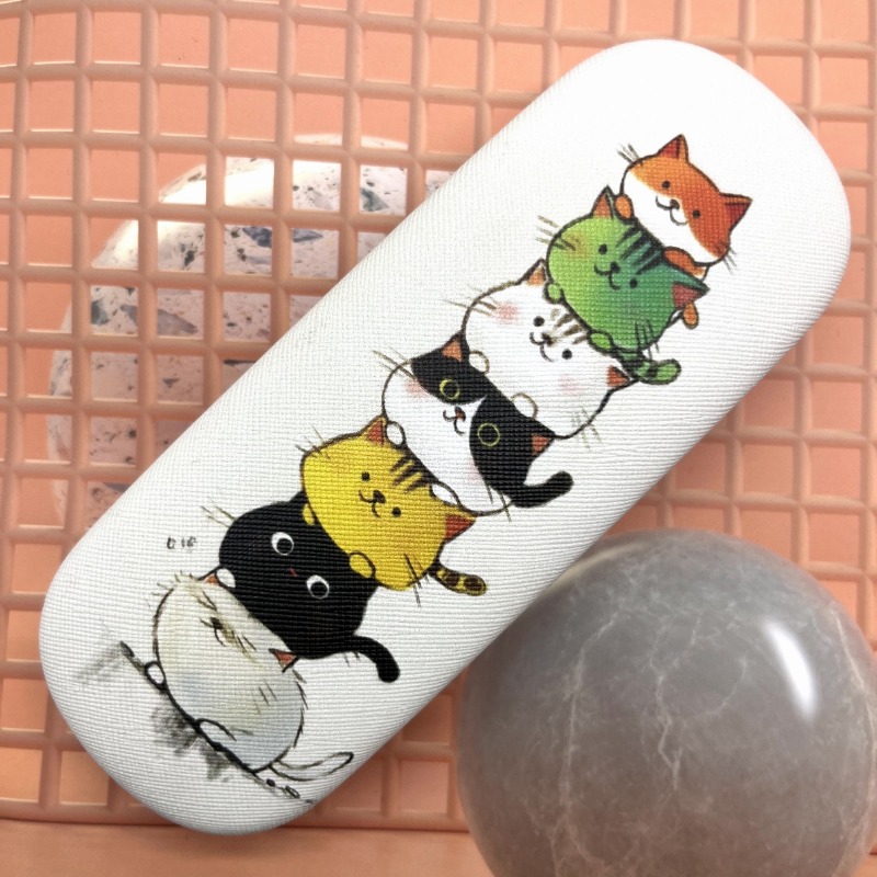 Stylish And Convenient Cute CatThemed Contact Glasses Case For Prescription Sunglasses Storage 1