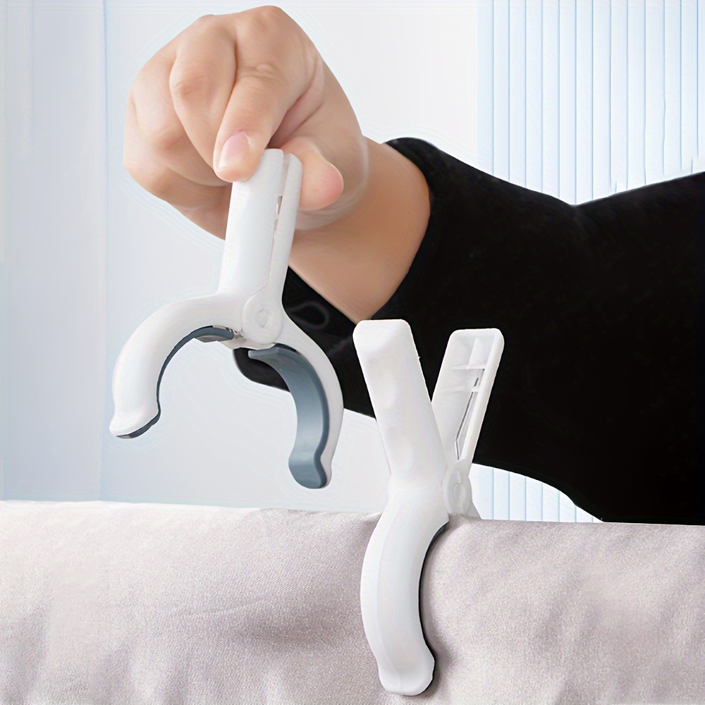 Beach Towel Clips HeavyDuty Plastic Clothes Pins Quilt Drying Clips 0