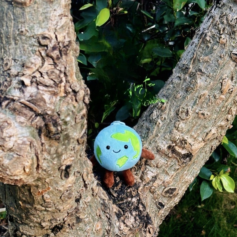 Cute Cartoon Earth Keychain Plushie Soft Earth Doll For Backpack Decoration 4
