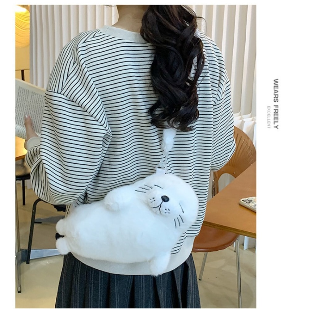 Cute Grey Seal Plush Handbag Adorable Sea Animal Makeup Bag Crossbody For Women Birthday Gift 3