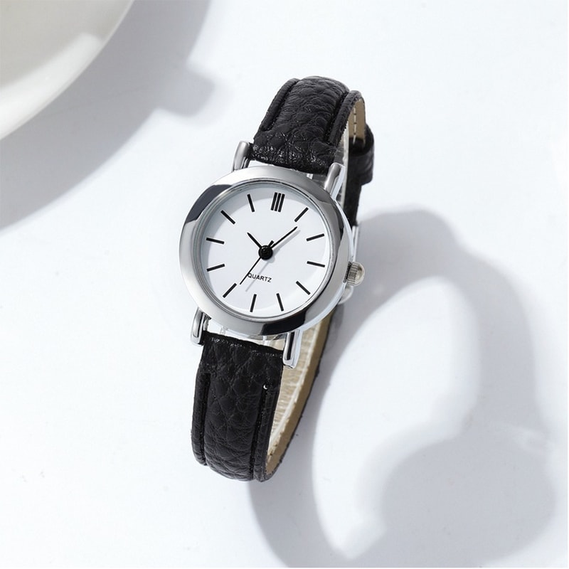 Fashionable Small Dial Womens Quartz Watch With Casual Leather Band 6