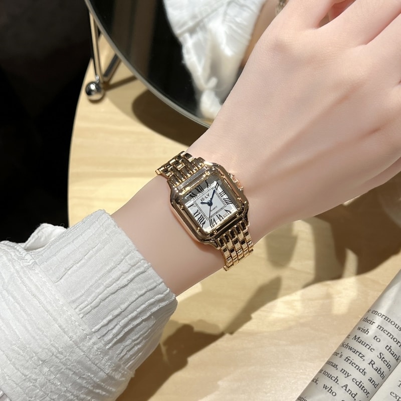 Elegant Gold Stainless Steel Women's Quartz Wristwatch Light Luxury Business Fashion Watch