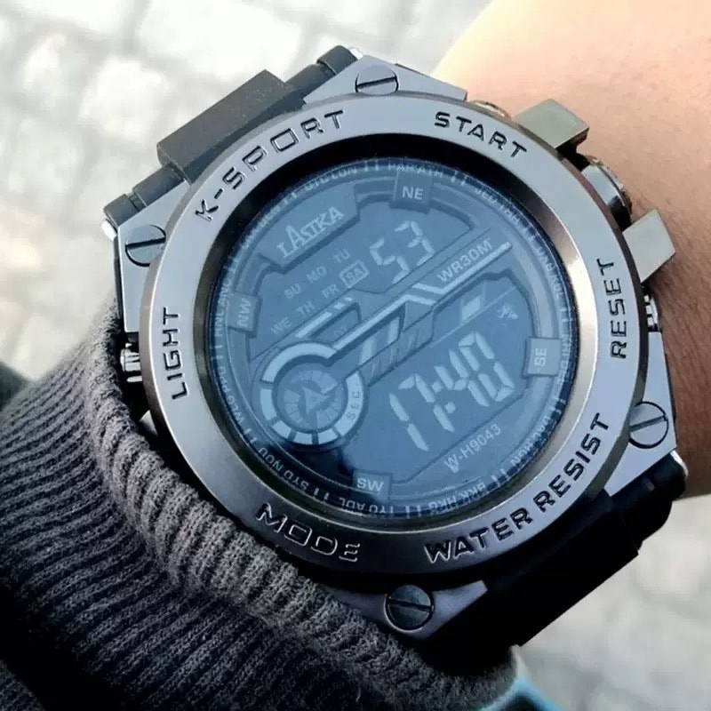 Multifunction Waterproof Mens Sports Watch with LED Display and Alarm