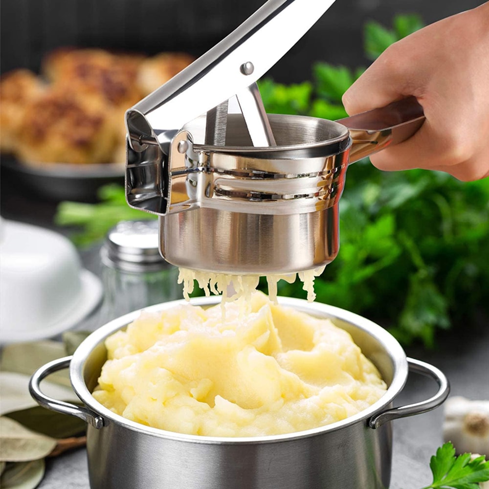 Manual Potato Masher Stainless Steel Ricer With Interchangeable Discs For Perfect Mashed Potatoes C 1