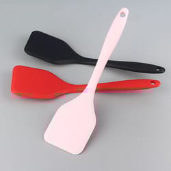 silicone non-stick cooking spatula for frying and omelette leak-proof, durable kitchen tool