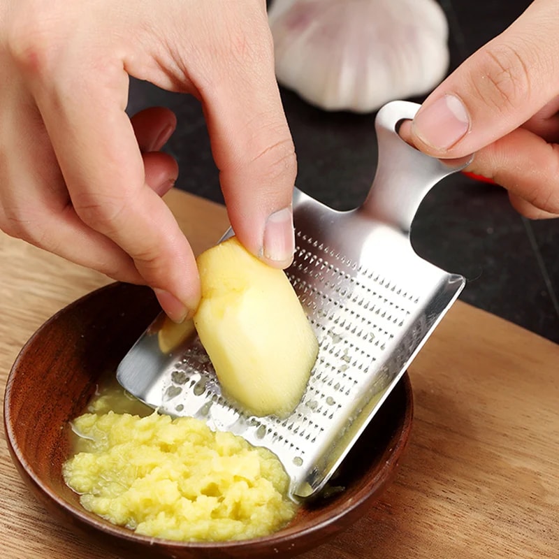 Mini Stainless Steel Ginger Garlic Grater Manual Peeler Crusher For Easy Kitchen Use 1