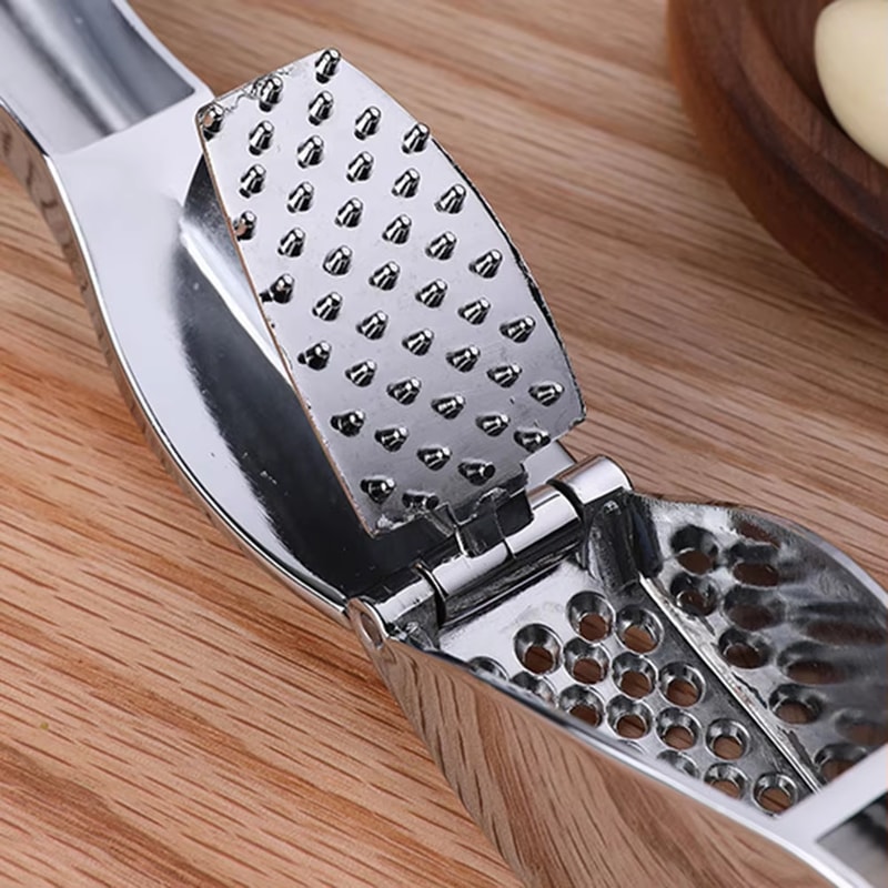 Garlic Press Crusher Ergonomic, Anti-Rust Handheld Kitchen Tool for Effortless Garlic & Ginger Crushing