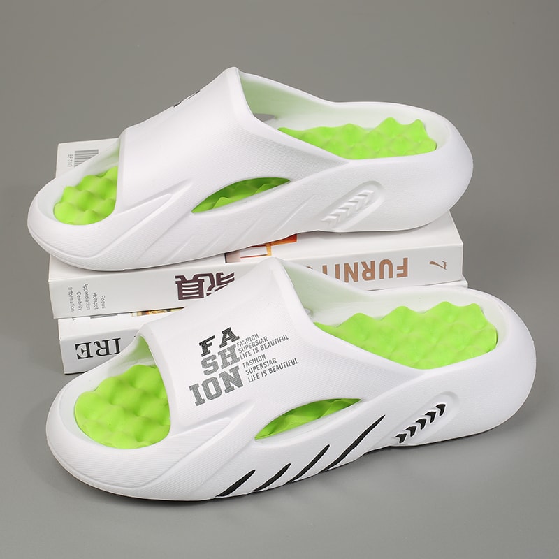 Summer Mens Massage Slippers Comfortable IndoorOutdoor Sandals With Soft Sole Beach Casual FlipFlop 1