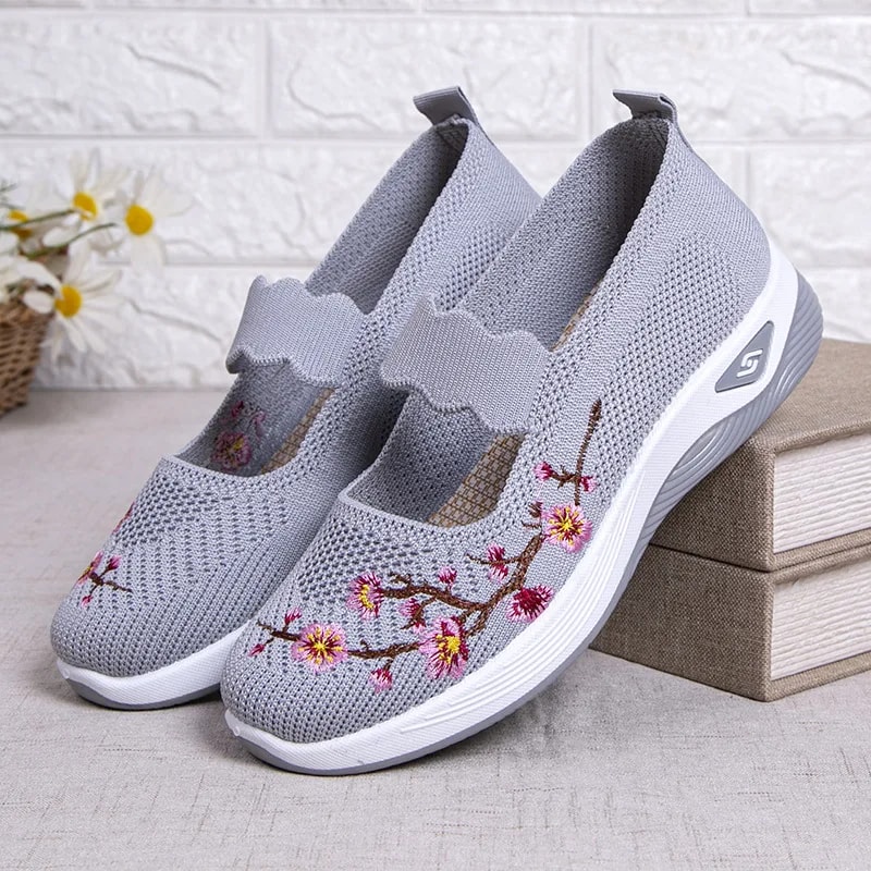 Breathable Embroidered Chunky Sole Women Casual Sneakers For Summer Comfort 3