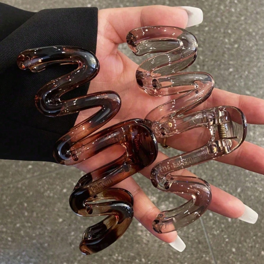 Elegant Amber Brown Wavy High Gloss Hair Clip Lightweight Plastic Accessory 3