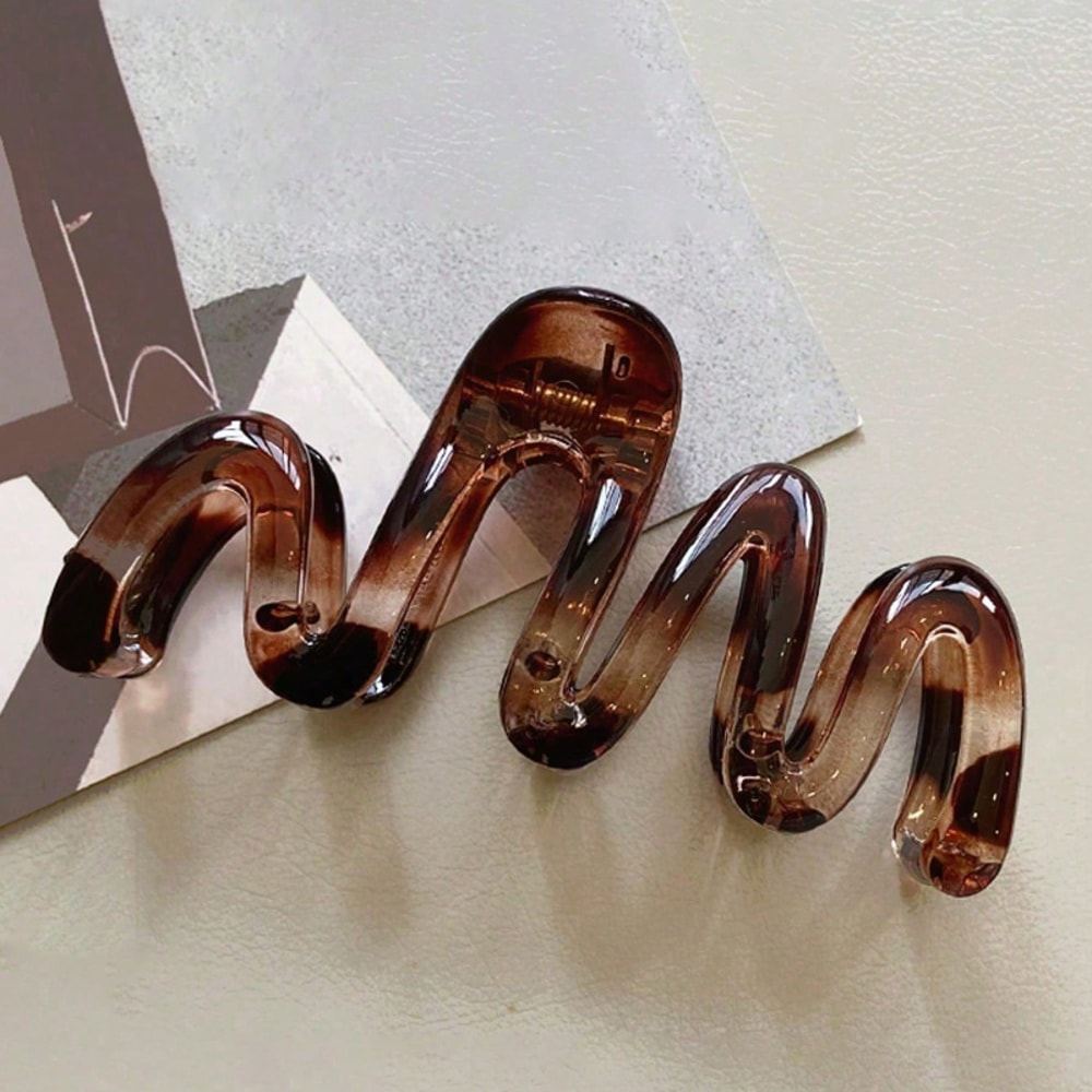 Elegant Amber Brown Wavy High Gloss Hair Clip Lightweight Plastic Accessory 4
