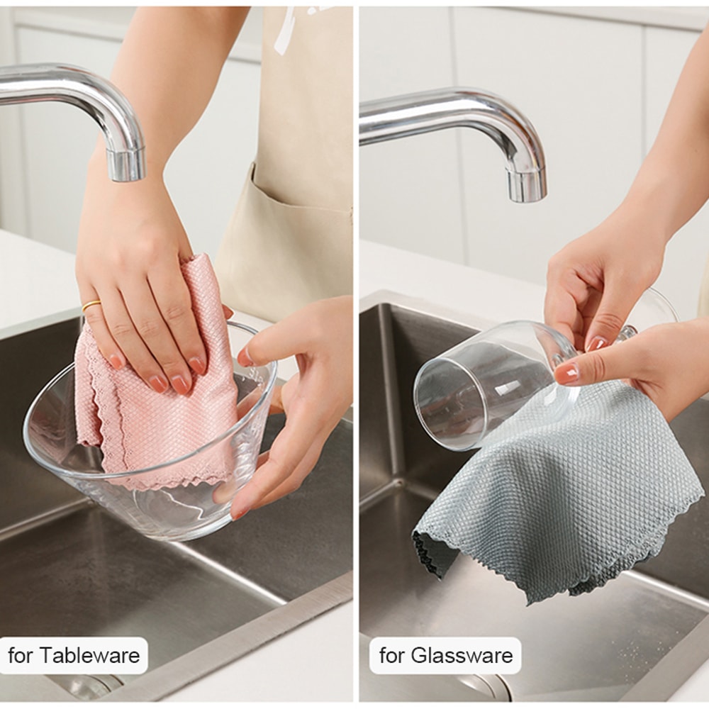 Microfiber Glass Cleaning Cloths Lint-Free, Reusable Polishing Rags for Windows, Cars, Kitchens, and Mirrors