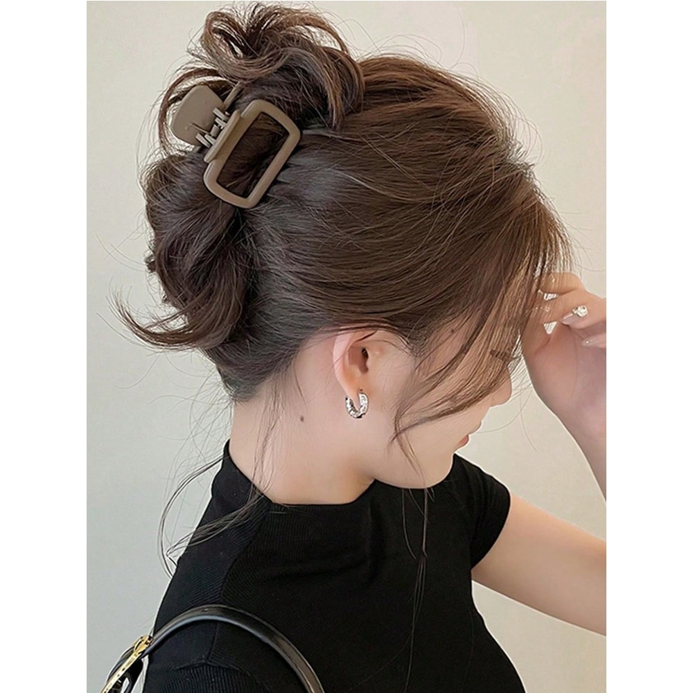 Elegant Square Hair Claw Clips Lightweight & Stylish Hair Accessories for Every Day