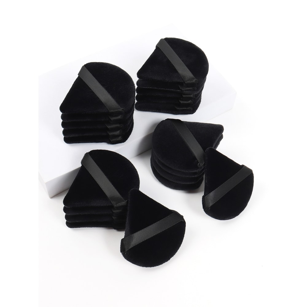Soft Velvet Black Triangle Makeup Sponge For Flawless Foundation Application 3