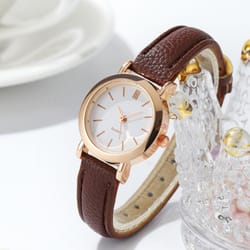 small dial womens quartz watch with casual leather band fashionable, elegant, and durable
