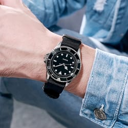 diver style watch with japan movement and rotating bezel fabric strap dial for adventurers