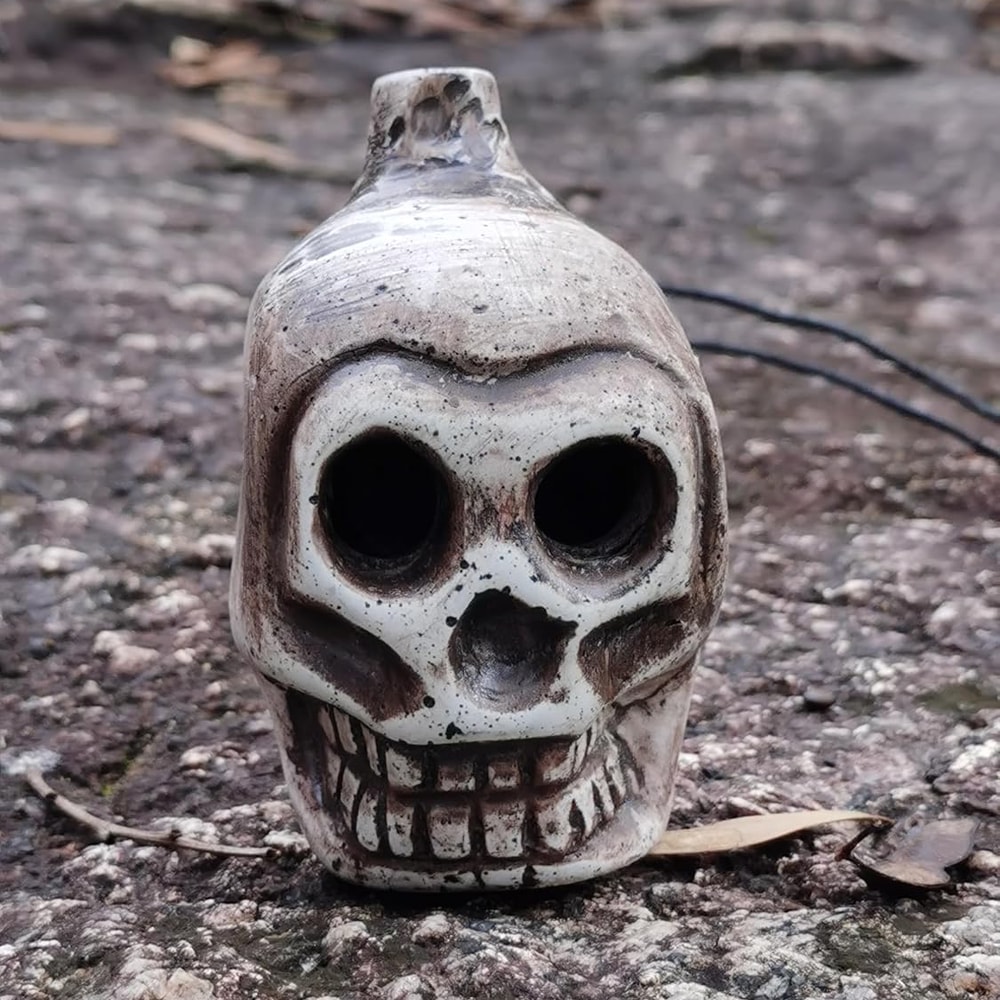 Skull Whistle Creepy Human Scream Sounding Whistle for Halloween High Decibel Death Whistle