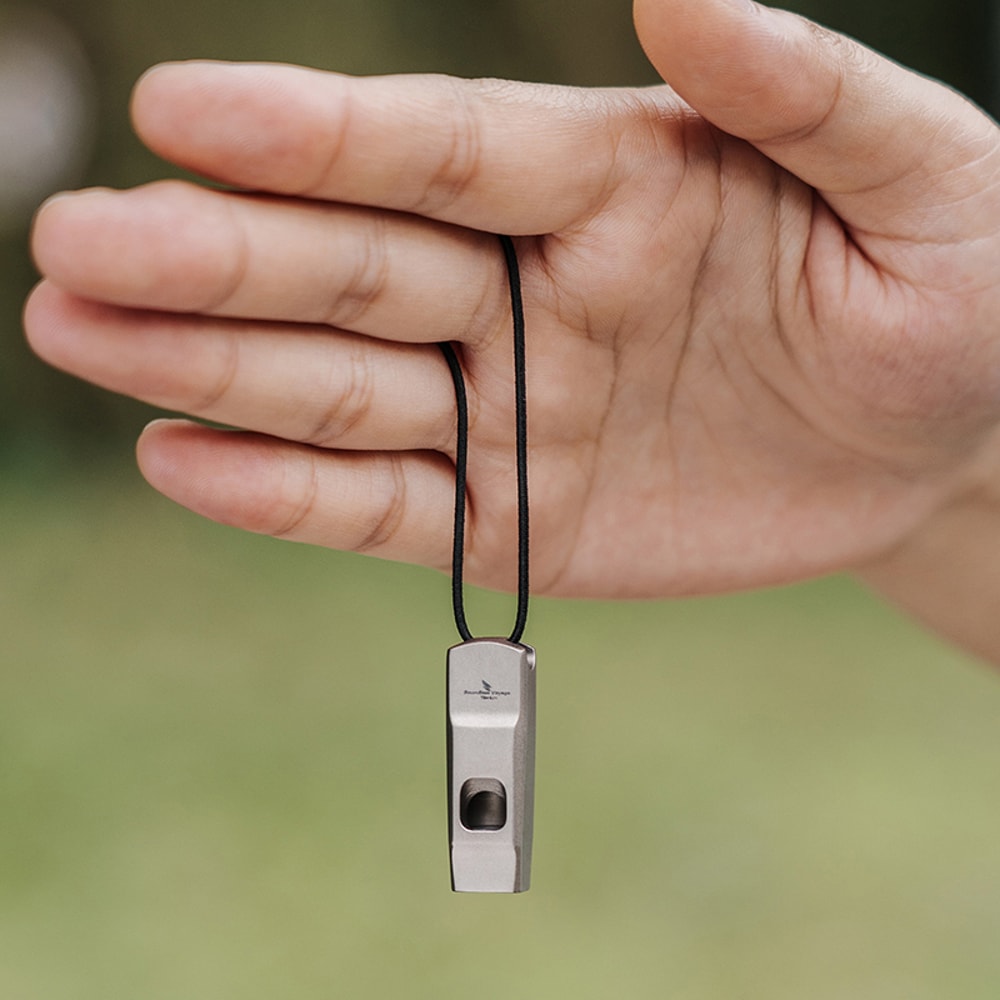 Titanium Survival Whistle Loud Outdoor Emergency Whistle For Training Survival 0