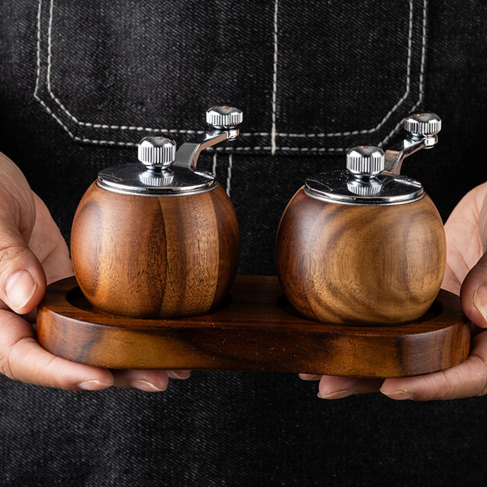 Spherical Pepper Grinder HandCranked Mini Ceramic Core Grinder For Salt And Pepper 4