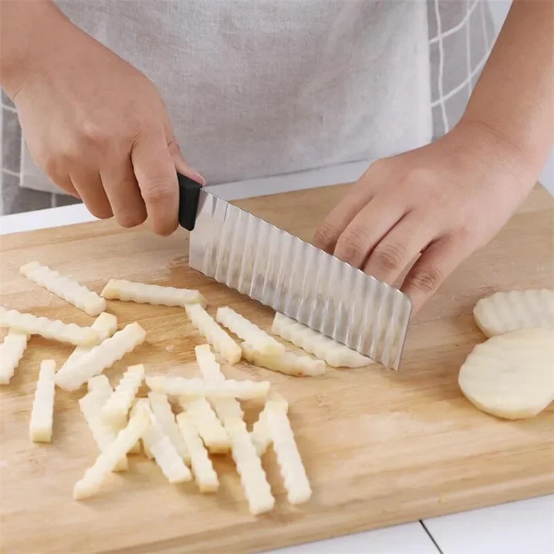 Stainless Steel Crinkle Cutter Wavy Slicer Knife For Potatoes Vegetables And Fruits 2