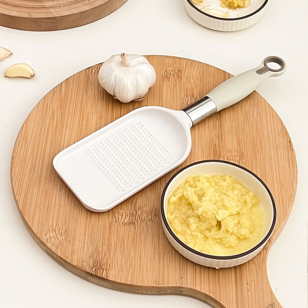 Multi-Function Ginger Grater Tool & Manual Garlic Chopper for Effortless Kitchen Prep