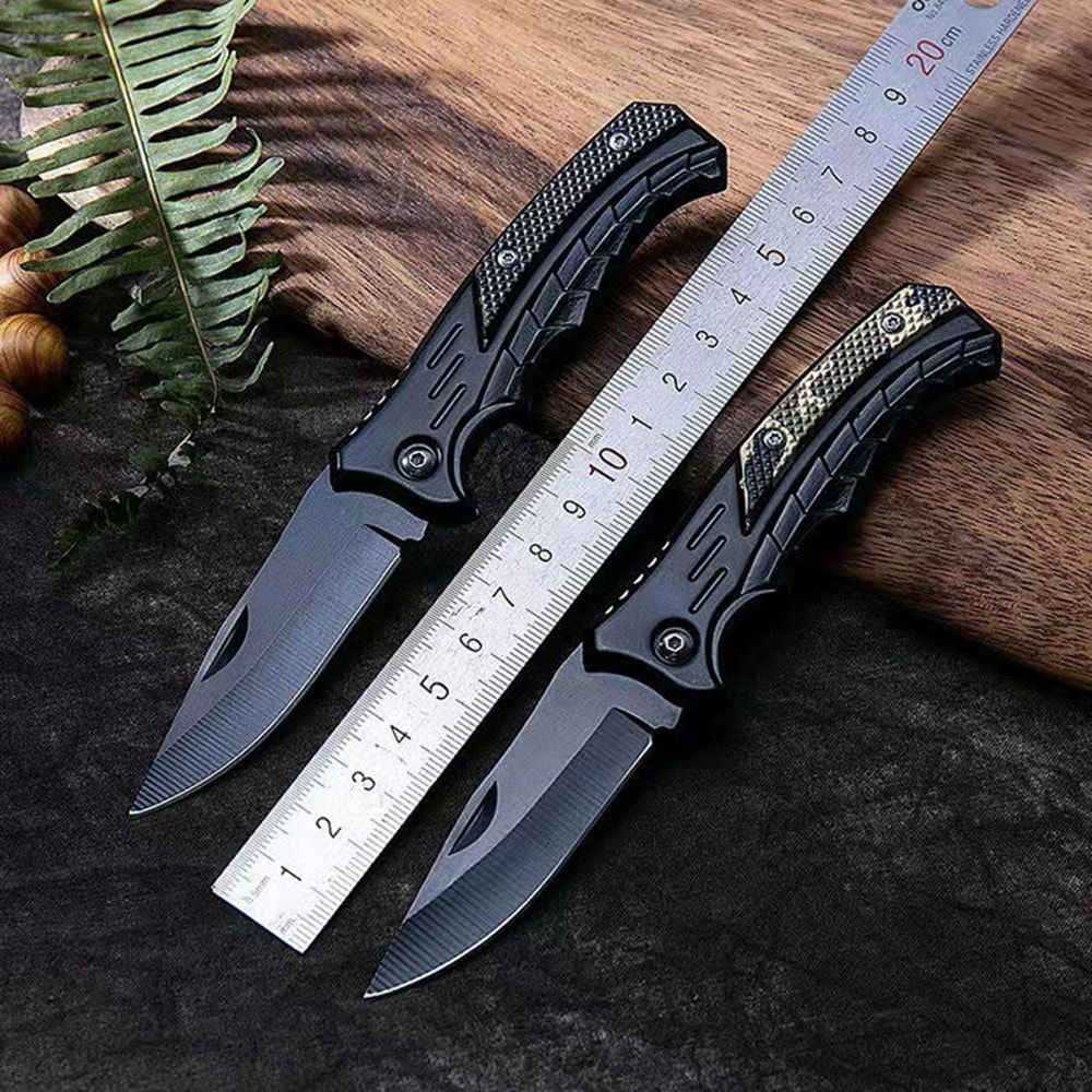 High Hardness Tactical Folding Knife Portable Wilderness Survival Tool